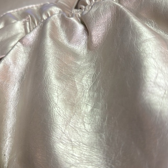 Payless Metallic Silver Gold Shoulder Handbag EUC - Picture 11 of 12
